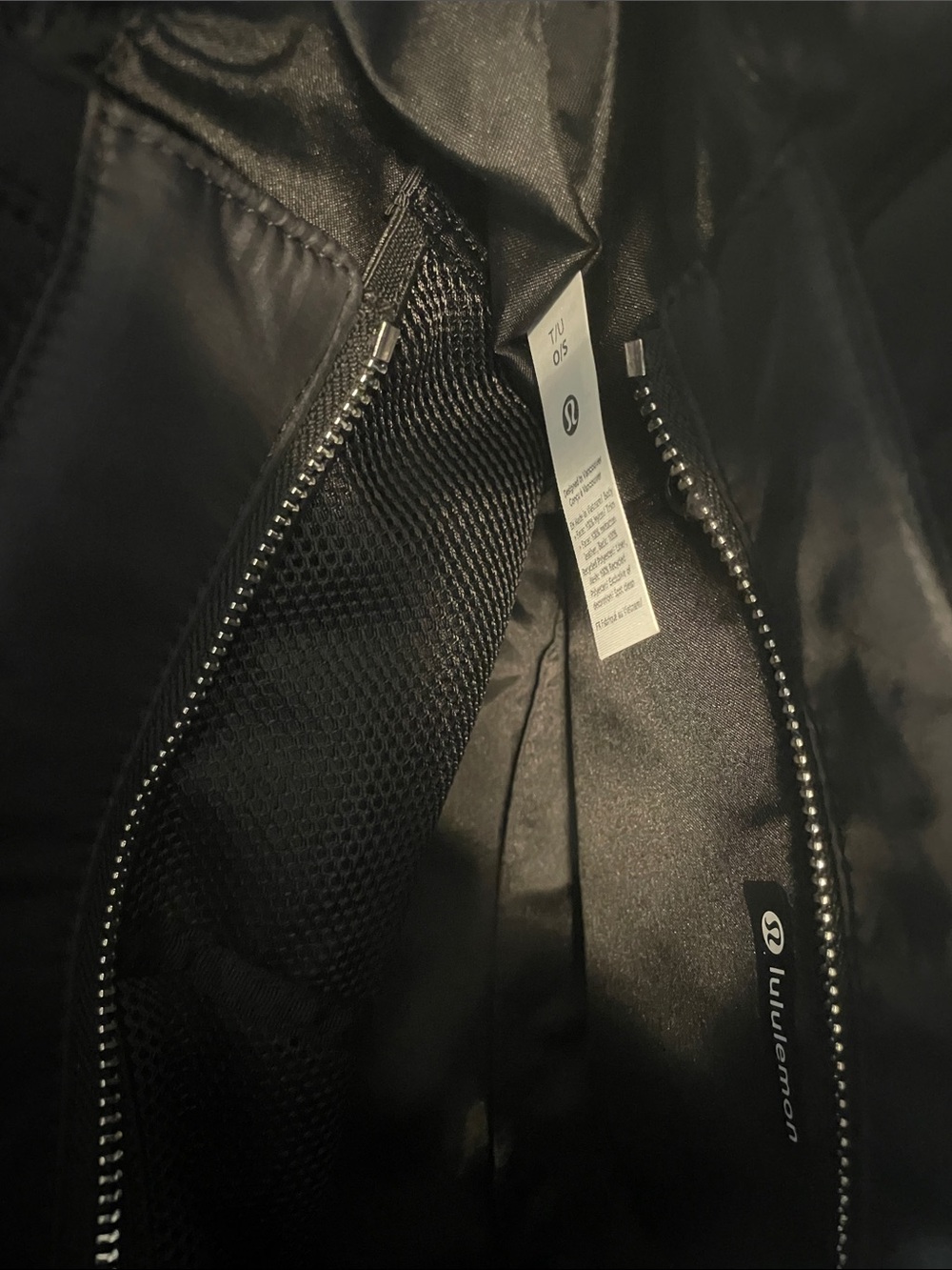 lululemon athletica Black Quilted Tote with Removable Strap - Picture 5 of 5